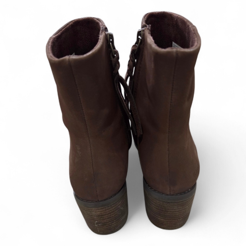 🎉 3/$60 Toms Brown Vegan Suede Heeled Booties Size 7.5 - Picture 5 of 10